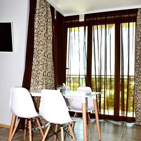 Liberty Aparthotel 4*